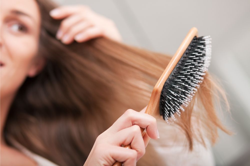 Szczotkowanie włosów – jak robić to poprawnie?